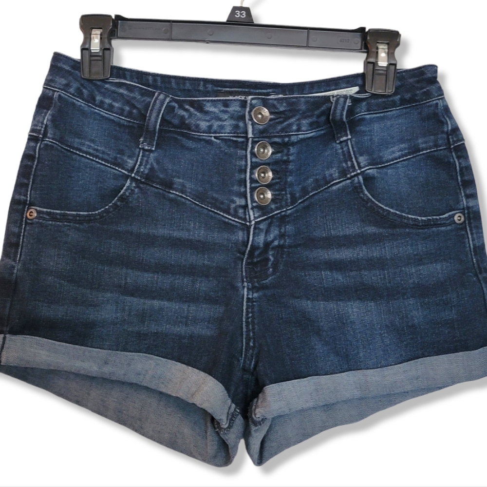 Black Heart Button fly Jean Shorts Size 9